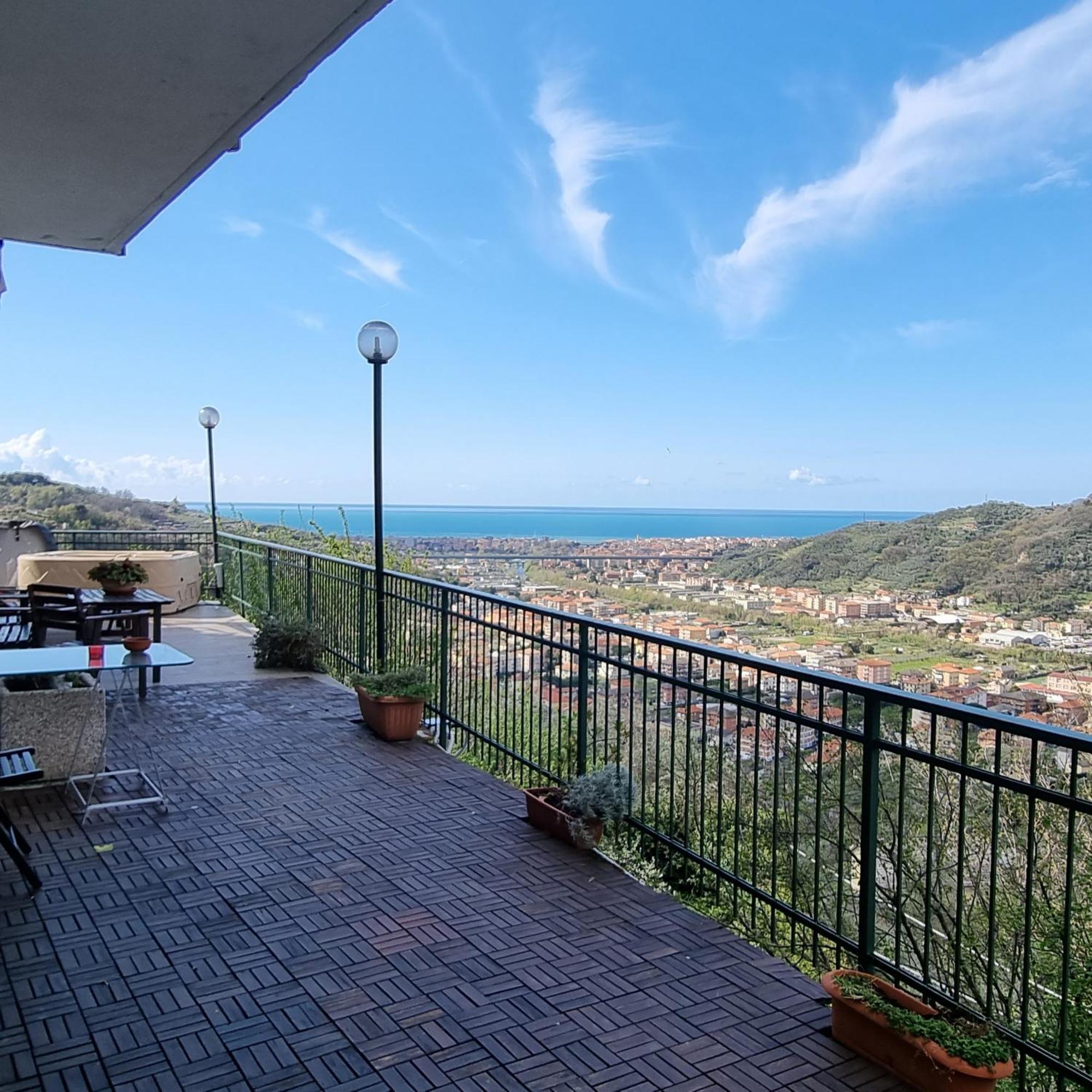 B&B La Terrazza Sui Fieschi Cogorno Bagian luar foto